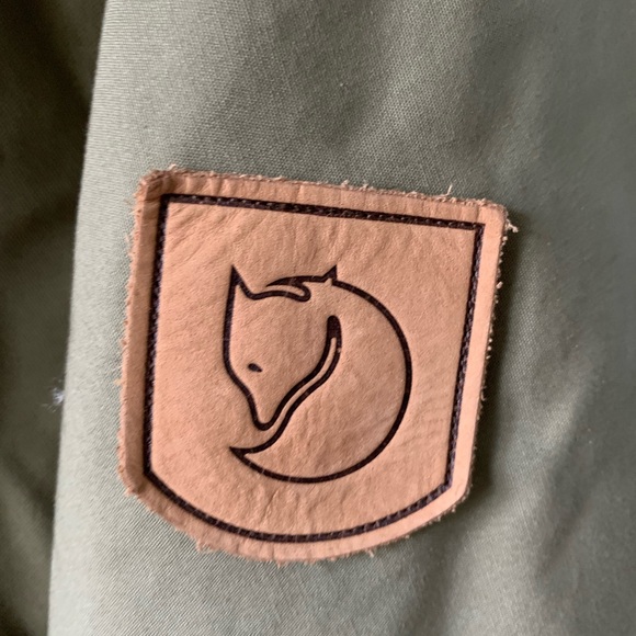 Fjallraven Barents medium men’s parka Olive Green - Picture 4 of 6